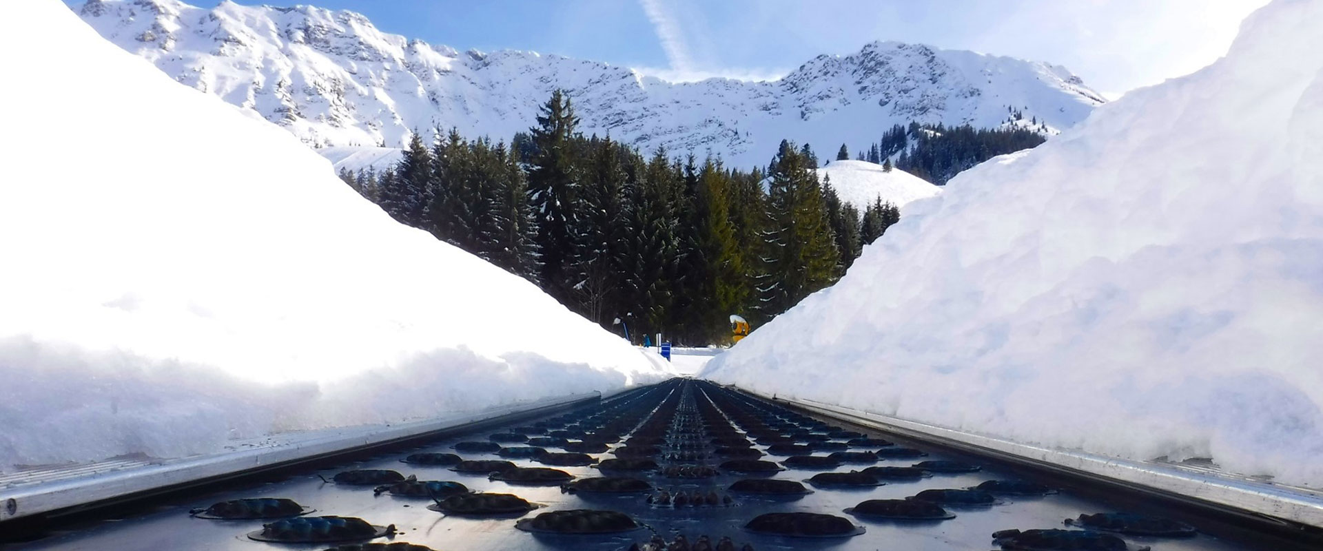 Förderband im Schnee Förderbandtechnik für alle Bedingungen